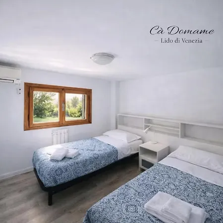 Venice Lido Near And Vaporetto Apartment